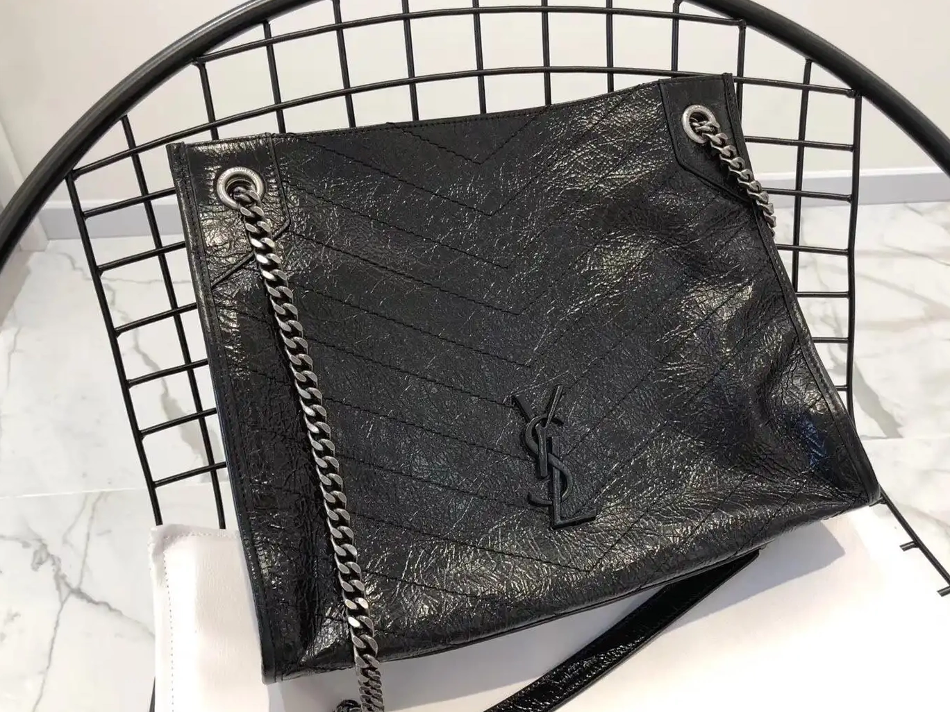 YSL BAG SHOPPING NIKI 0618